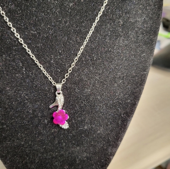 NWOT Necklace with pink stone on high heel - Picture 7 of 11